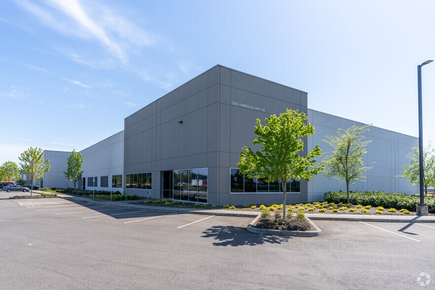 More Photos Of 3315 Aumsville Hwy SE, Salem Warehouse For Lease