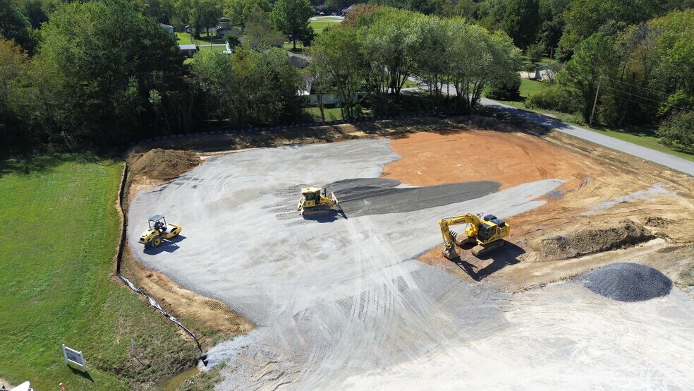More Photos Of 5350 Enterprise Dr, Paducah Warehouse For Lease