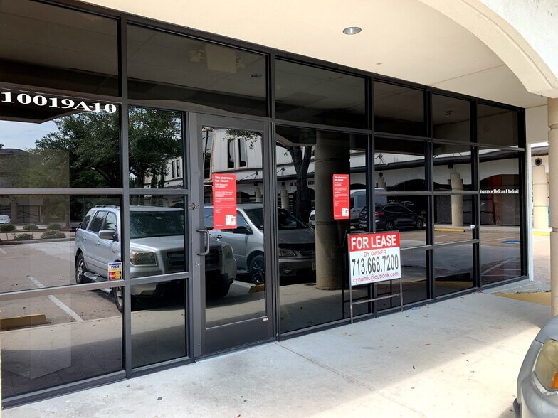 More Photos Of 10019 Main St, Houston Office For Lease