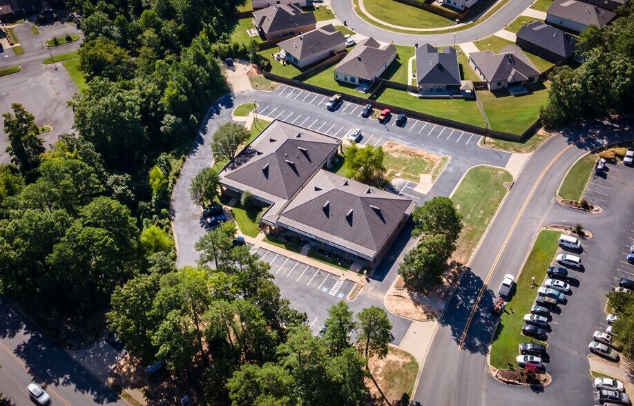 More Photos Of 501 Millwood Cir, Maumelle Medical For Lease