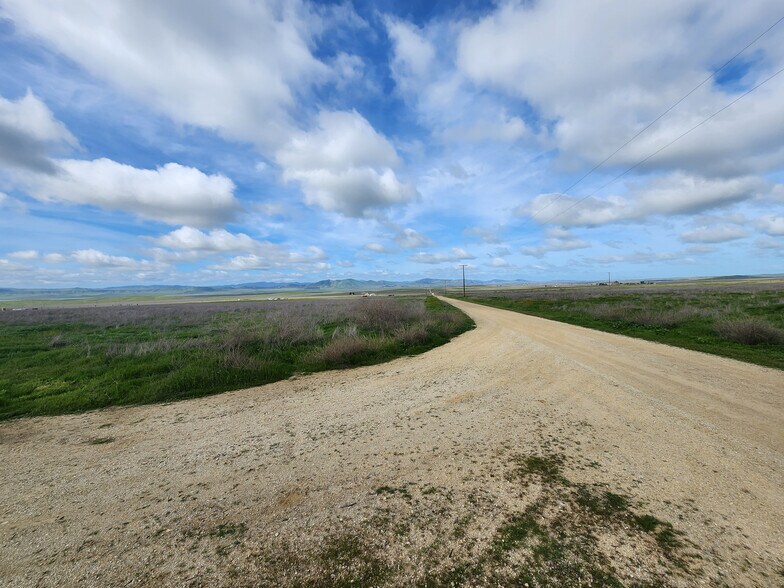 More Photos Of 0 Asilomar Trail, Santa Margarita Land For Sale