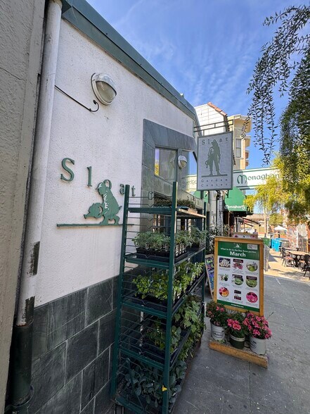 More Photos Of 3237 Pierce St, San Francisco Storefront For Lease