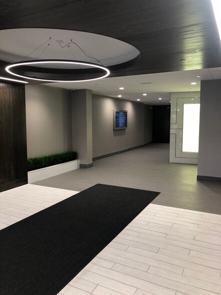More Photos Of 801 W Ann Arbor Trl, Plymouth Office For Lease