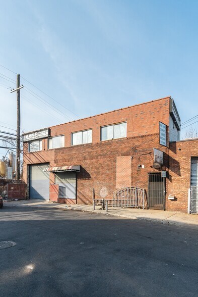 More Photos Of 9312 179th Pl, Jamaica Warehouse For Sale
