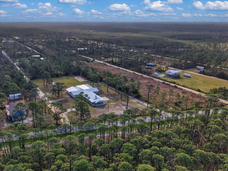 More Photos Of 21070 Beach Rd, Perry Specialty For Sale
