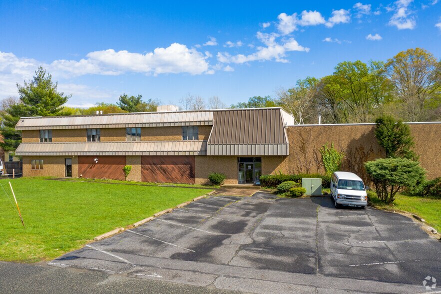 Primary Photo Of 1300 Old Kings hwy, Maple Shade Township Warehouse For Lease