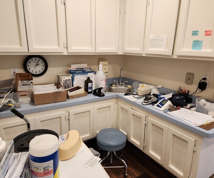 More Photos Of 3663 Pecos-McLeod, Las Vegas Medical For Sale