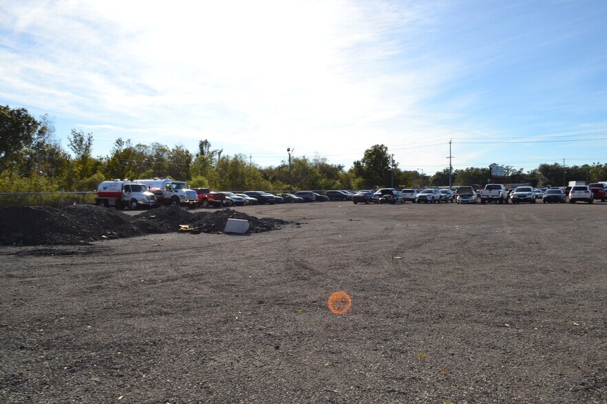 More Photos Of 7935 US Highway 98 N, Lakeland Land For Lease