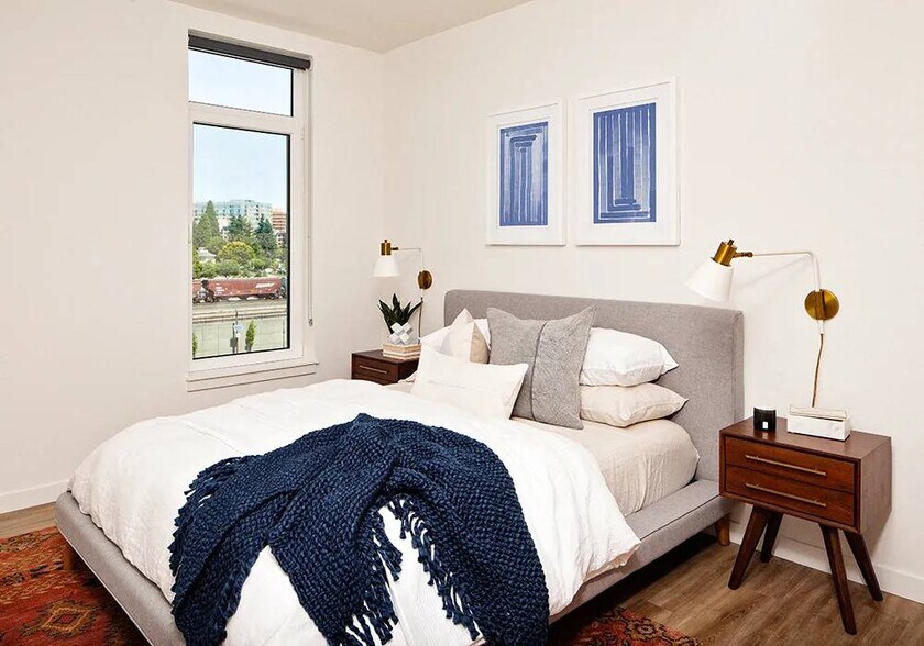 More Photos Of 700 Waterfront Way, Vancouver Apartments For Lease