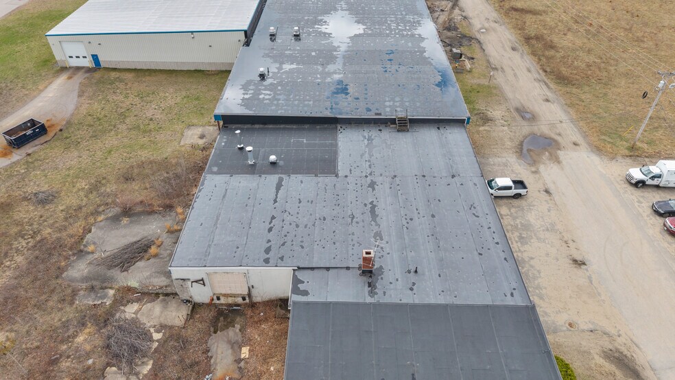 More Photos Of 38 Rainbow Ln, Sanford Warehouse For Sale