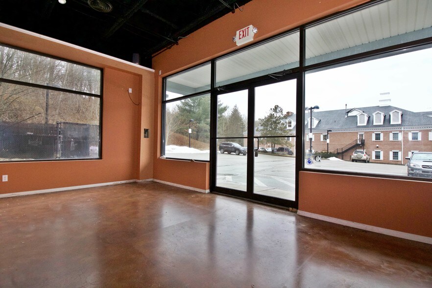 More Photos Of 17 Peekskill Hollow Rd, Putnam Valley Loft Creative Space For Lease