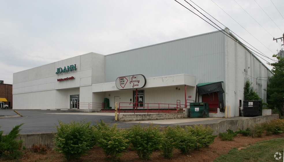 More Photos Of 1612 S Stratford Rd, Winston-Salem General Retail For Lease