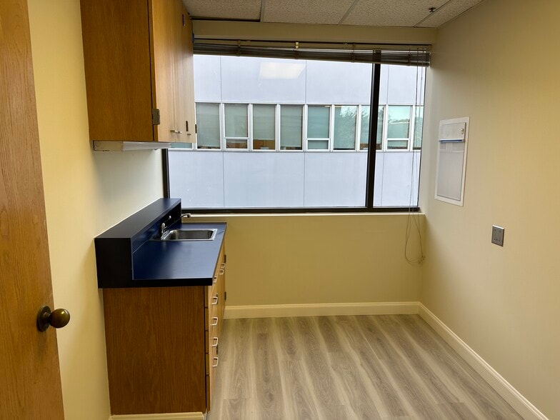 More Photos Of 2186 Geary Blvd, San Francisco Medical For Lease