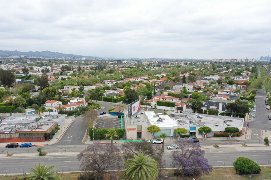 More Photos Of 506 S San Vicente Blvd, Los Angeles Storefront Retail Office For Sale