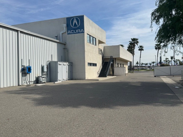 More Photos Of 4625 Wible Rd, Bakersfield Auto Dealership For Lease