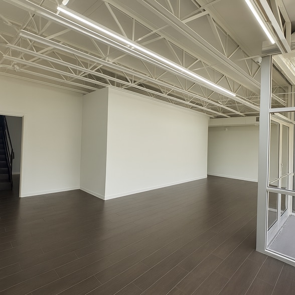 More Photos Of 7500 TPC Blvd, Orlando Flex For Sale