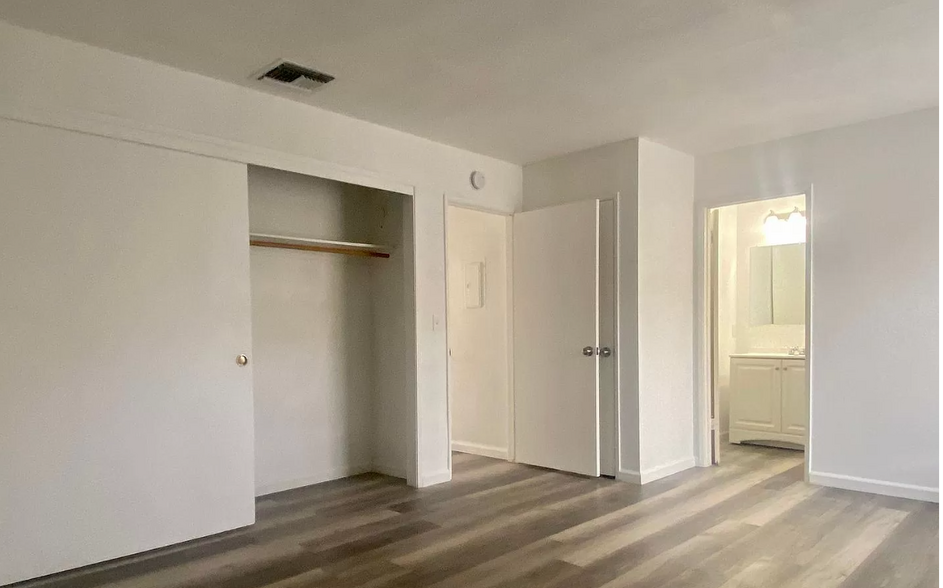 More Photos Of 619 E Ridgecrest Blvd, Ridgecrest Apartments For Sale
