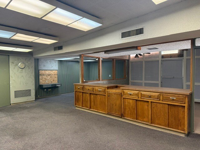 More Photos Of 222 Minner Ave, Bakersfield Medical For Sale