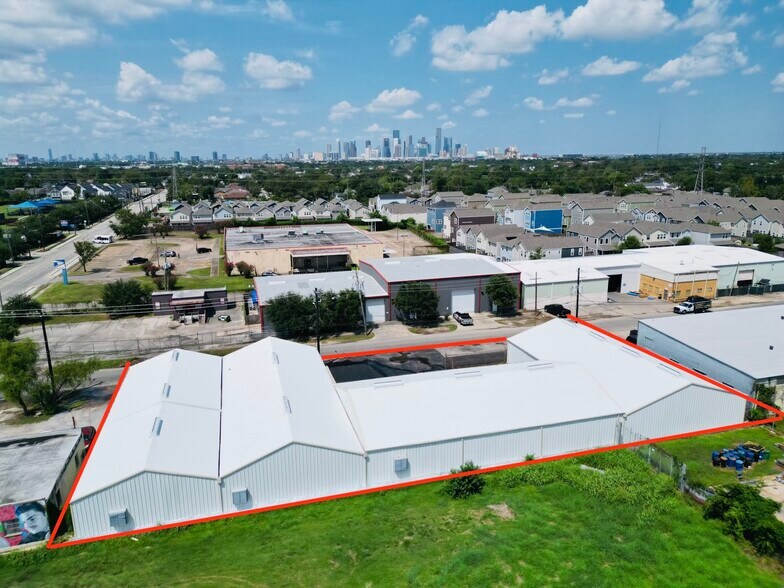 More Photos Of 1137 Hackney St, Houston Warehouse For Lease