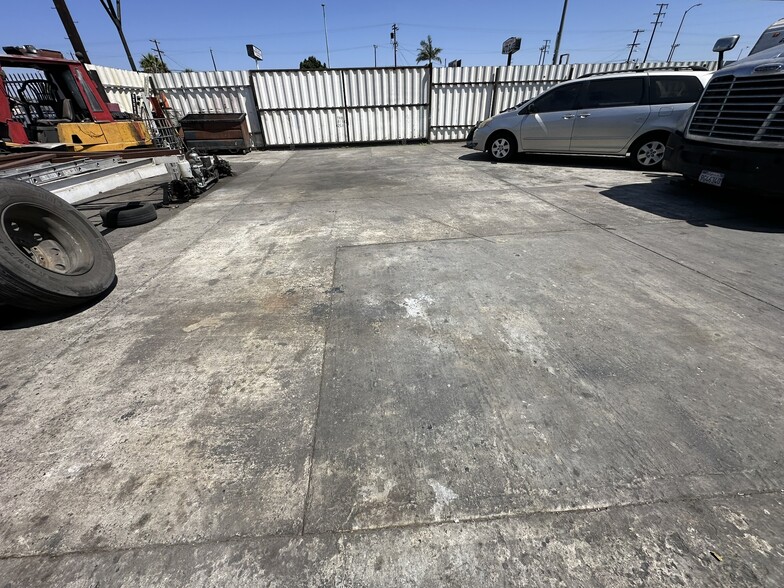 More Photos Of 1400-1414 E Pacific Coast Hwy, Wilmington Land For Sale