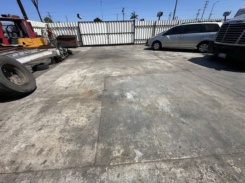 More Photos Of 1412 E Pacific Coast Hwy, Wilmington Land For Sale