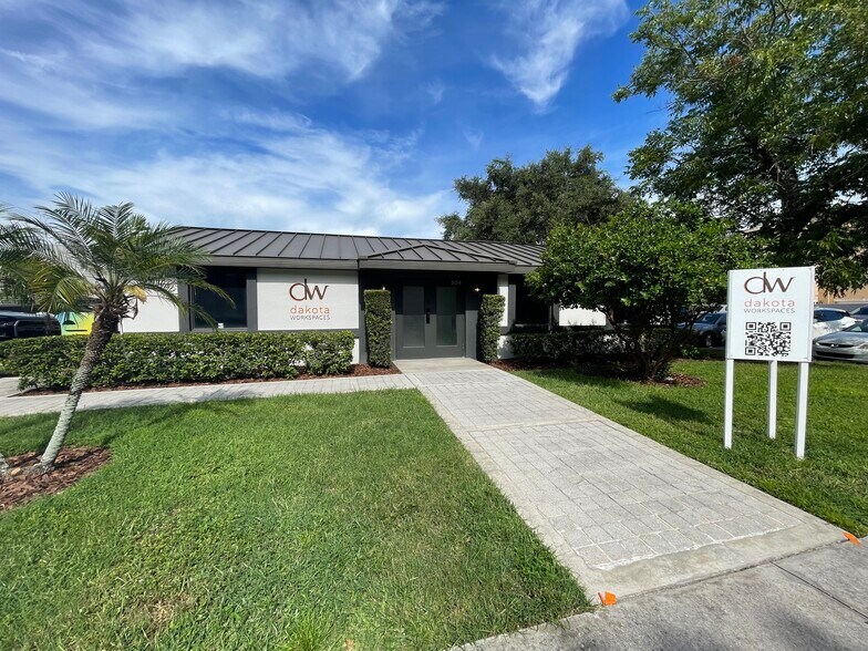 More Photos Of 504 S Moody Ave, Tampa Office For Sale