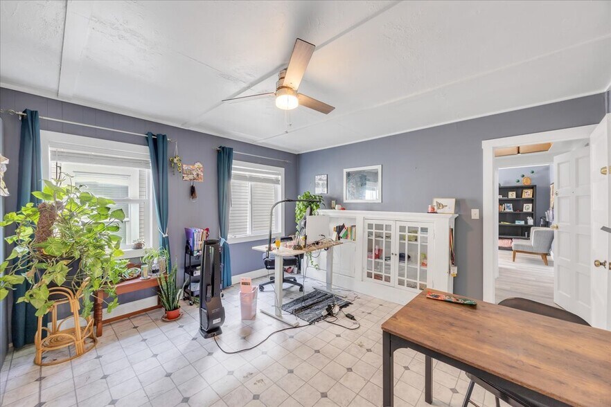 More Photos Of 134 N Washington St, Sonora Specialty For Sale