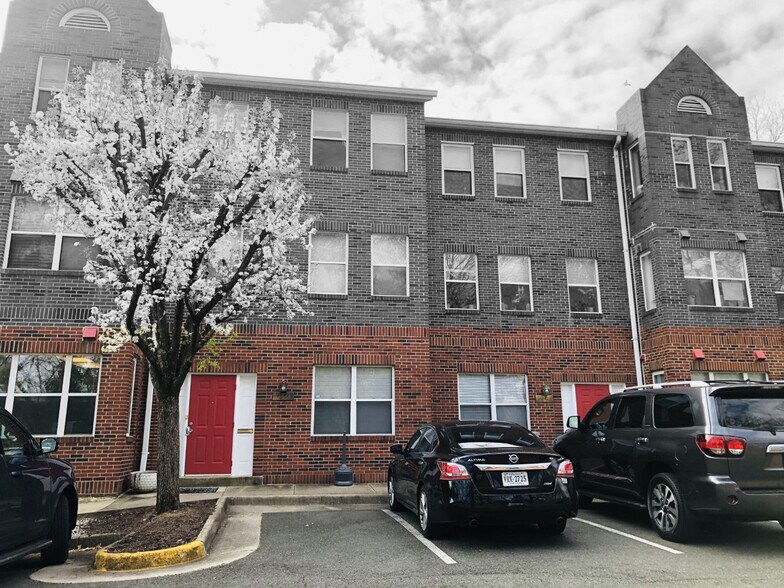 More Photos Of 6060-6074 Franconia Rd, Alexandria Medical For Lease