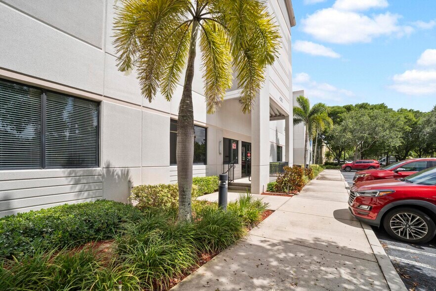 More Photos Of 4201 NW 124th Ave, Coral Springs Warehouse For Sale