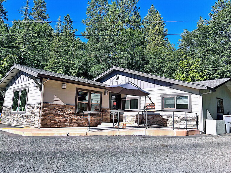 More Photos Of 17120 Placer Hills Rd, Meadow Vista Veterinarian Kennel For Sale