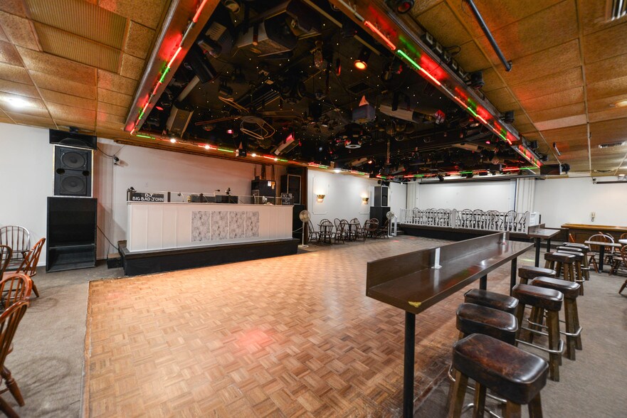 More Photos Of 896-900 Courses Landing Rd, Penns Grove, Carneys Point Industrial For Sale