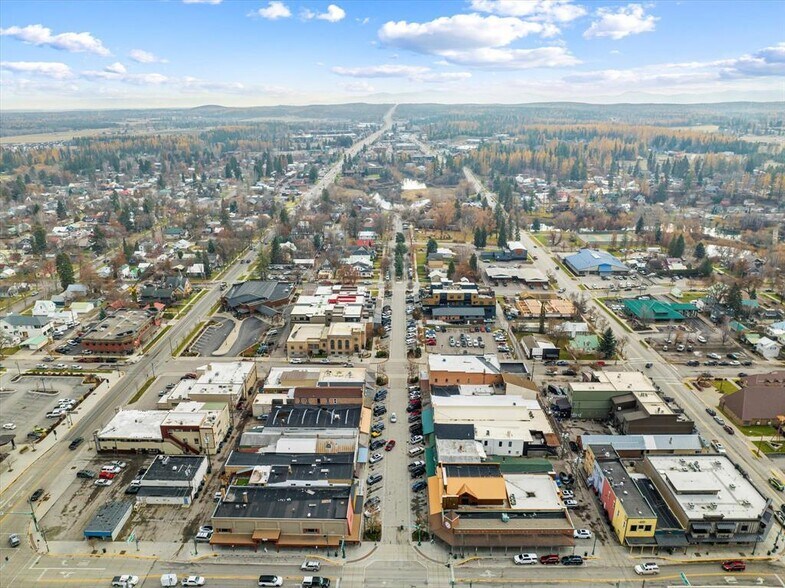 More Photos Of 317 Central Ave, Whitefish Storefront For Sale