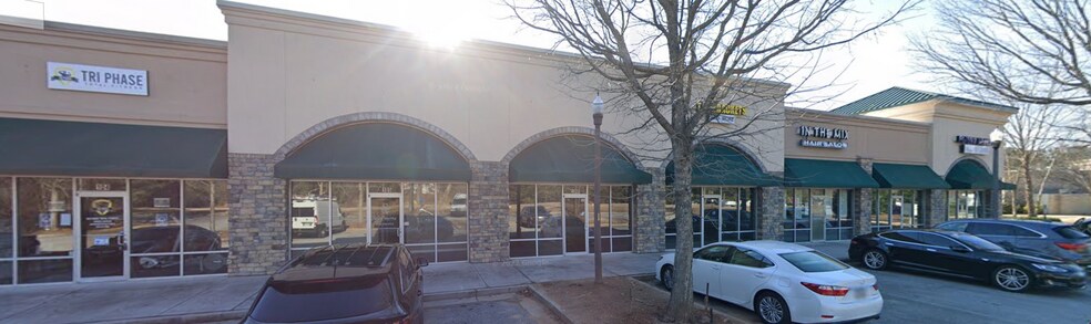 More Photos Of 6000 Lynmark Way, Fairburn Storefront Retail Office For Sale