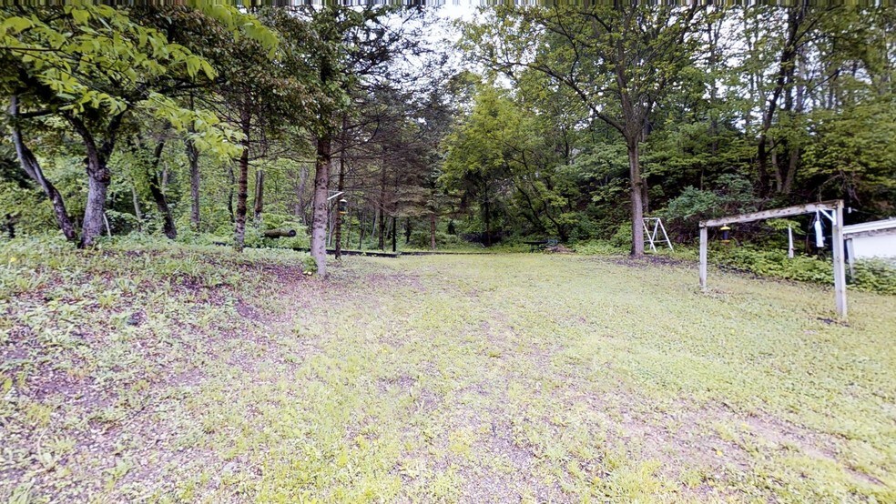 More Photos Of 809 N Main St, Alma Freestanding For Sale
