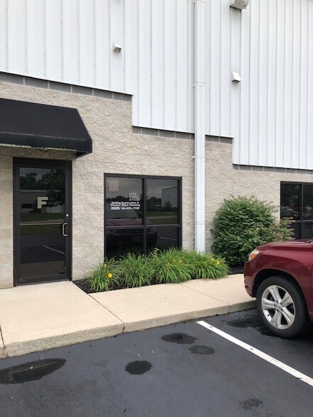 More Photos Of 7801 Corporate Blvd, Plain City Industrial For Sale
