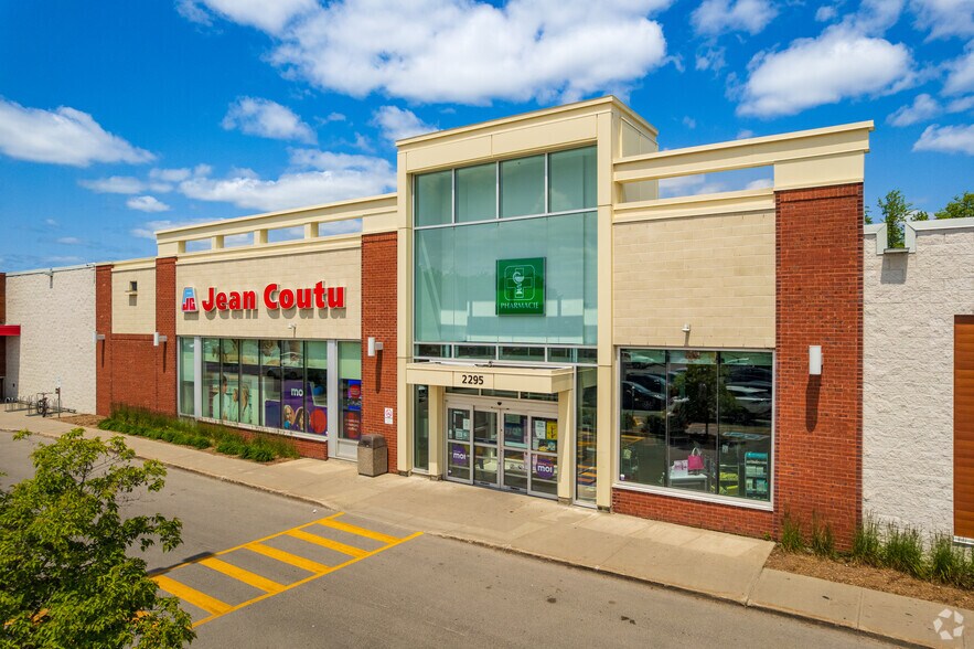 More Photos Of 2305 Av Du Marché, St-Lin-Laurentides Unknown For Lease