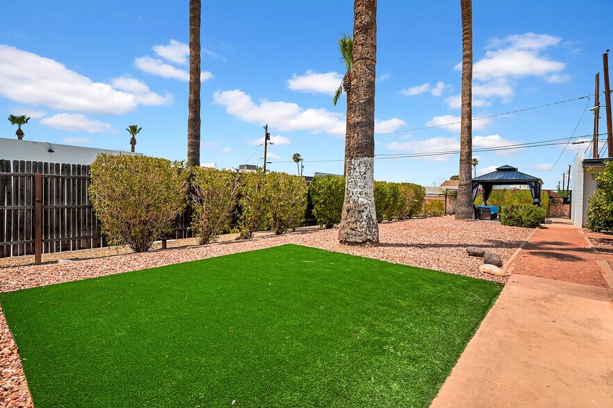 More Photos Of 1724 E Ocotillo Rd, Phoenix Apartments For Sale