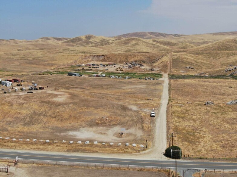 Primary Photo Of 28702 Avenue 56, Ducor Land For Sale