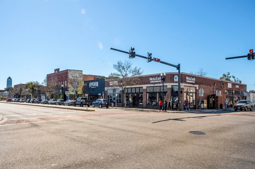 Primary Photo Of 12-14 8th St, Jacksonville Storefront For Lease
