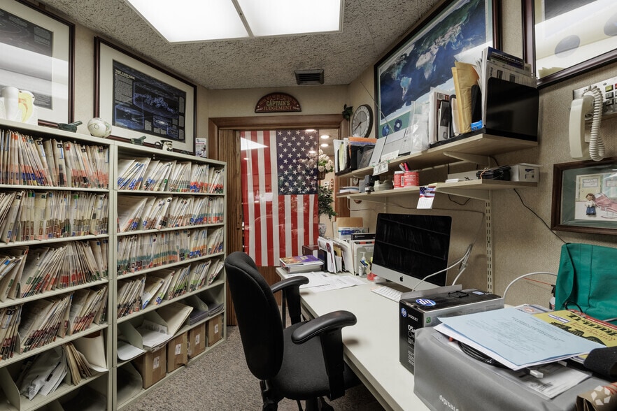 More Photos Of 185 Broadway, Hillsdale Medical For Lease