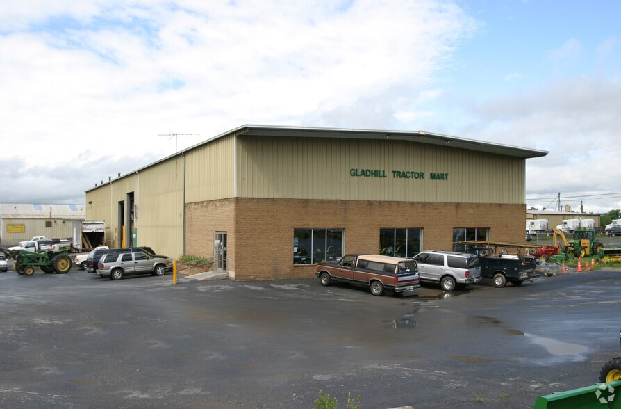 More Photos Of 900 E Patrick St, Frederick Warehouse For Lease