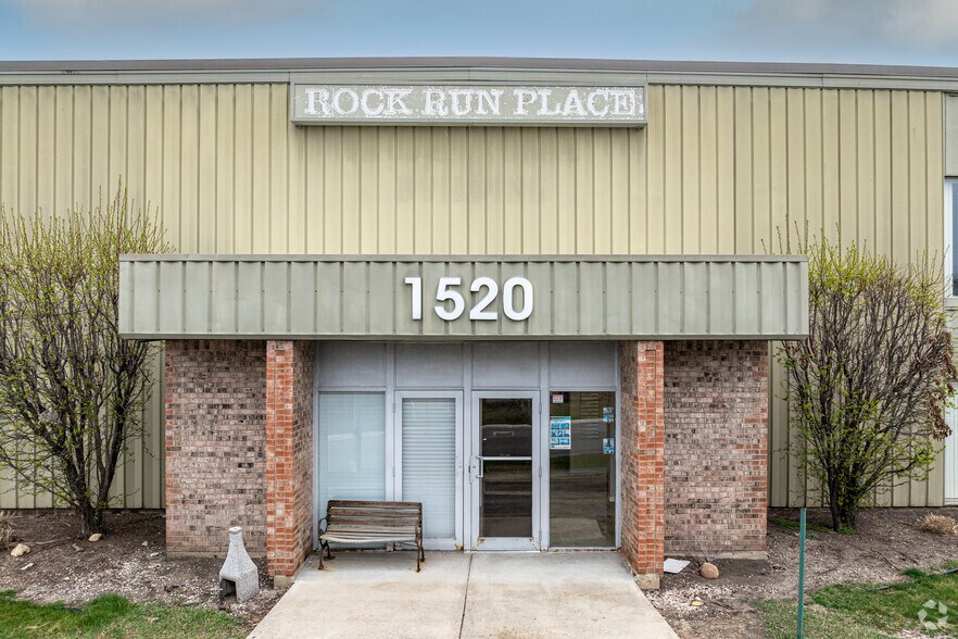 More Photos Of 1520 Rock Run Dr, Crest Hill Office For Lease