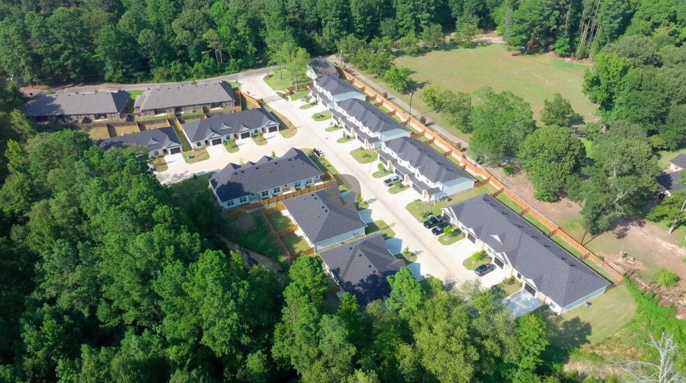 Primary Photo Of 1011 McClenny Dr, Tyler Apartments For Sale