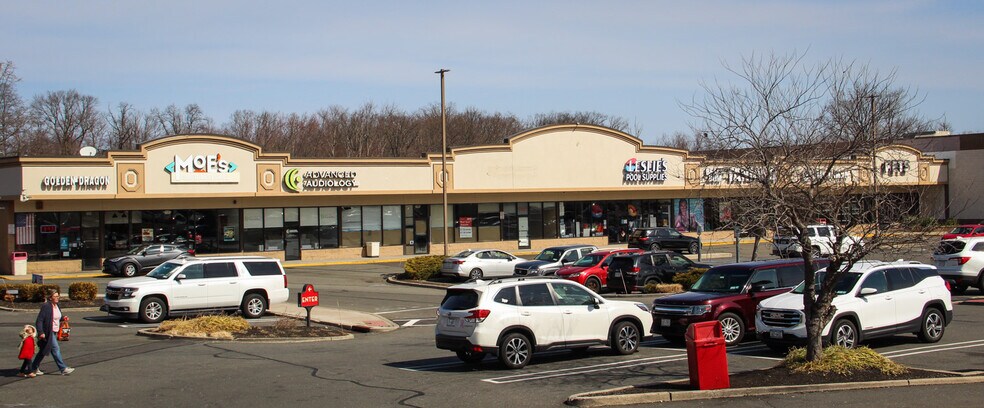 More Photos Of 98-122 E Rt-59, Nanuet Unknown For Lease