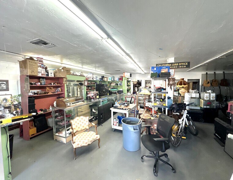 More Photos Of 530 W San Carlos St, San Jose Storefront For Sale