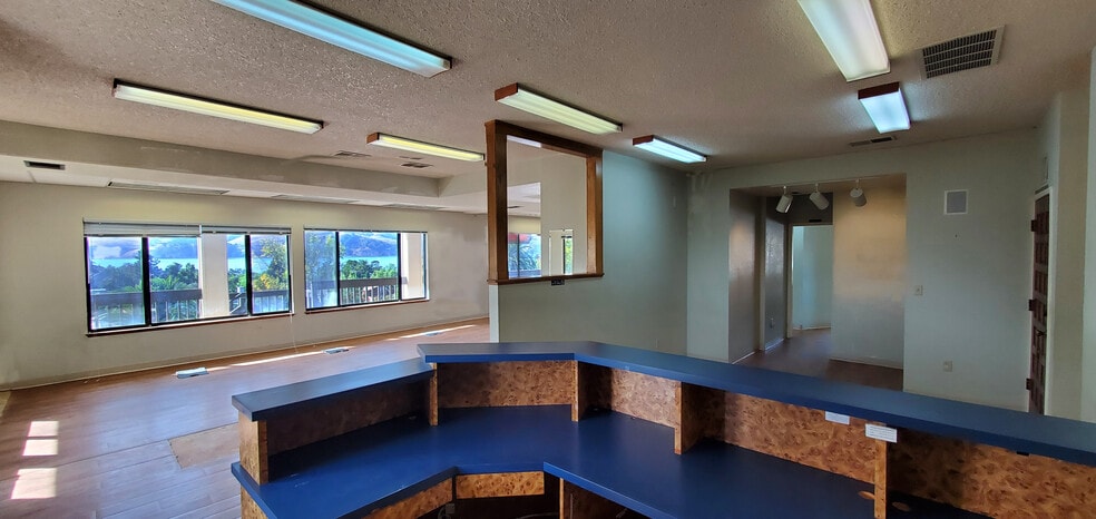 More Photos Of 302-308 Military, Benicia Medical For Sale