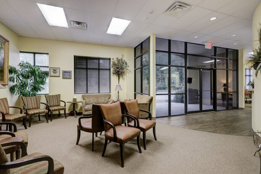 More Photos Of 19701 Kingwood Dr, Kingwood Medical For Sale