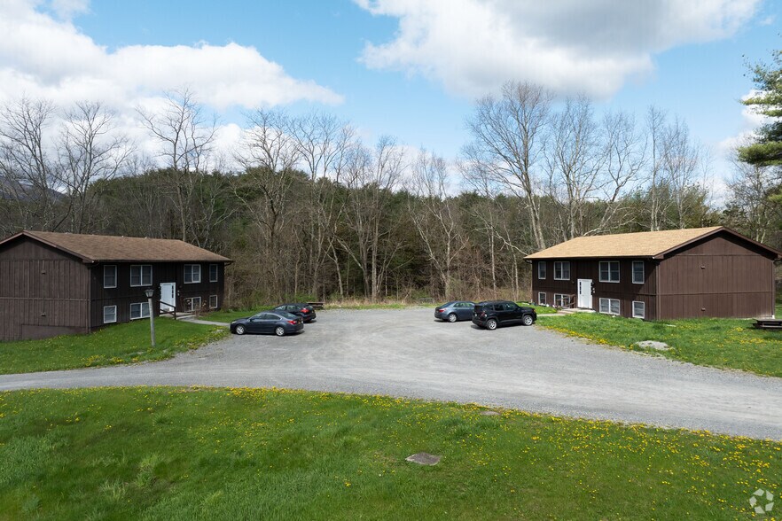 More Photos Of 17 Gina Marie Ave, Cairo Apartments For Sale