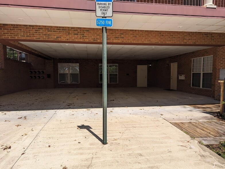 More Photos Of 2104 Delta Way, Tallahassee Office For Sale