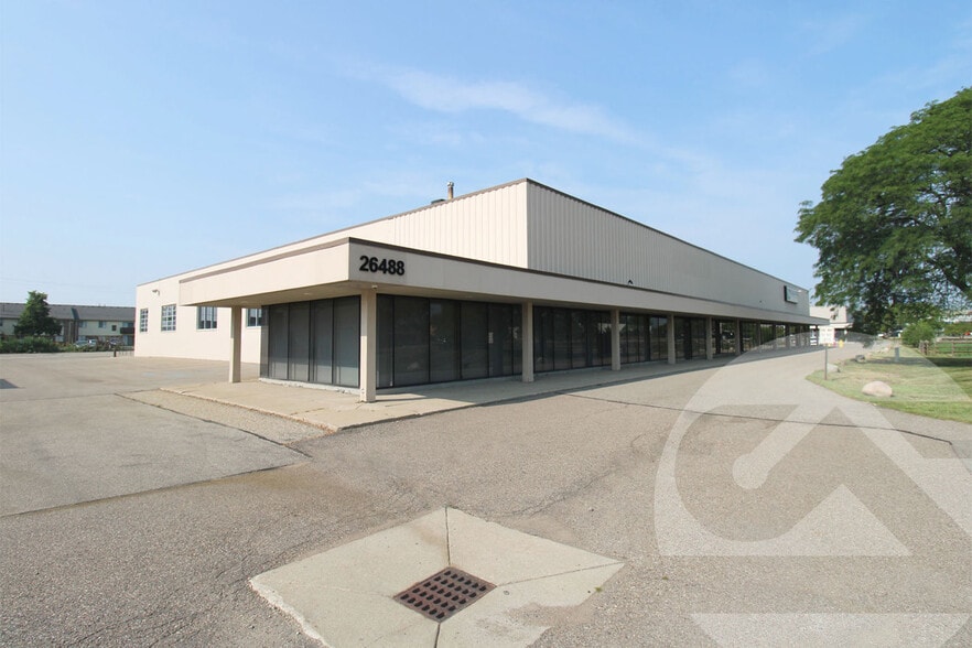 Primary Photo Of 26488 Groesbeck Hwy, Warren Warehouse For Lease